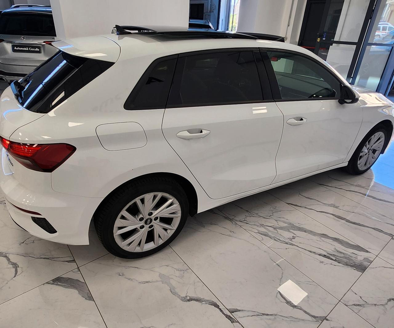 Audi A3 Sedan 30 TFSI S line edition