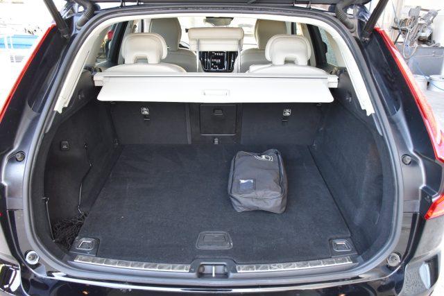 VOLVO XC60 B4 (d) Geartronic Inscription