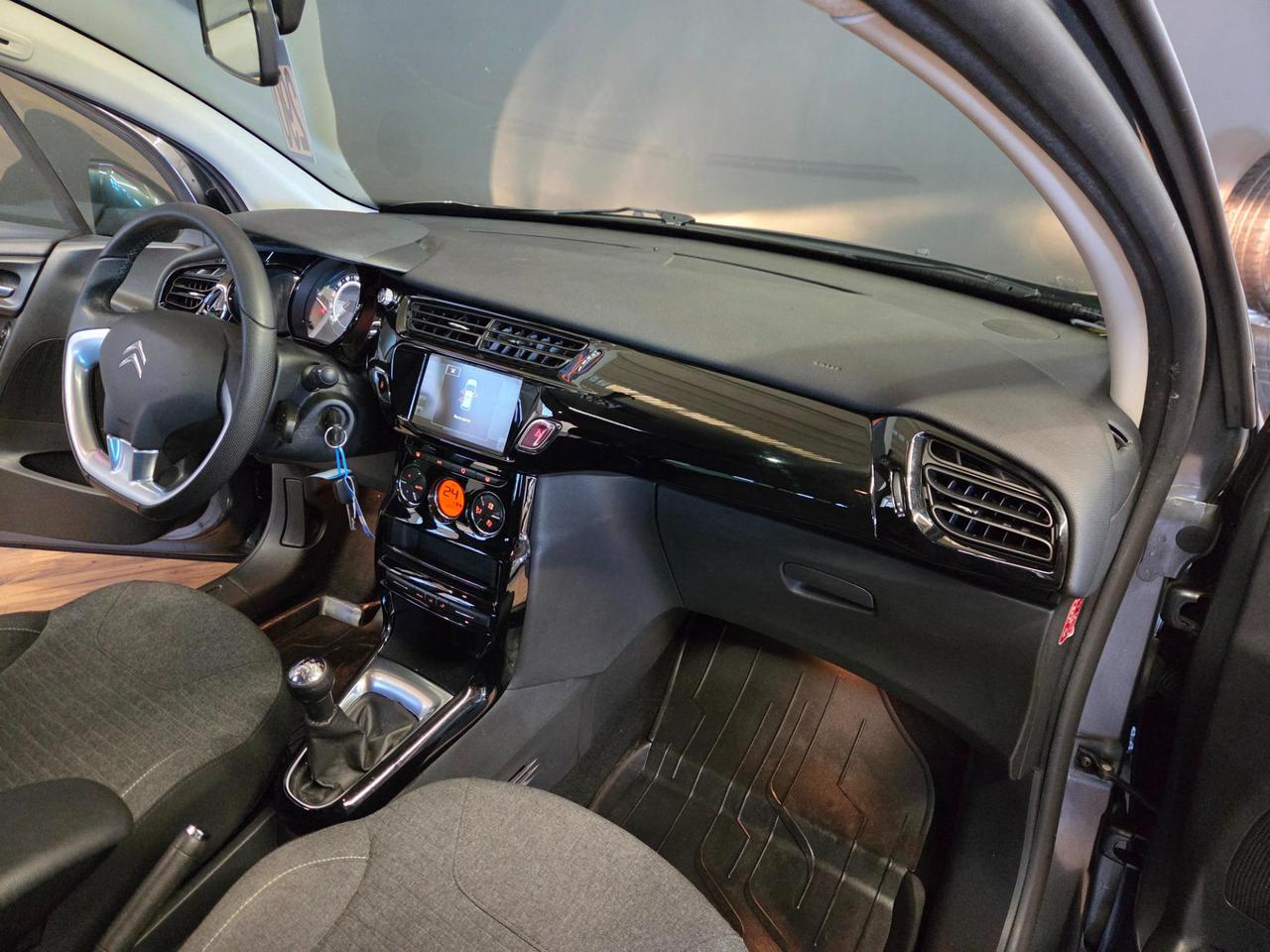 Citroen C3 1.2 puretech Exclusive 82cv E6