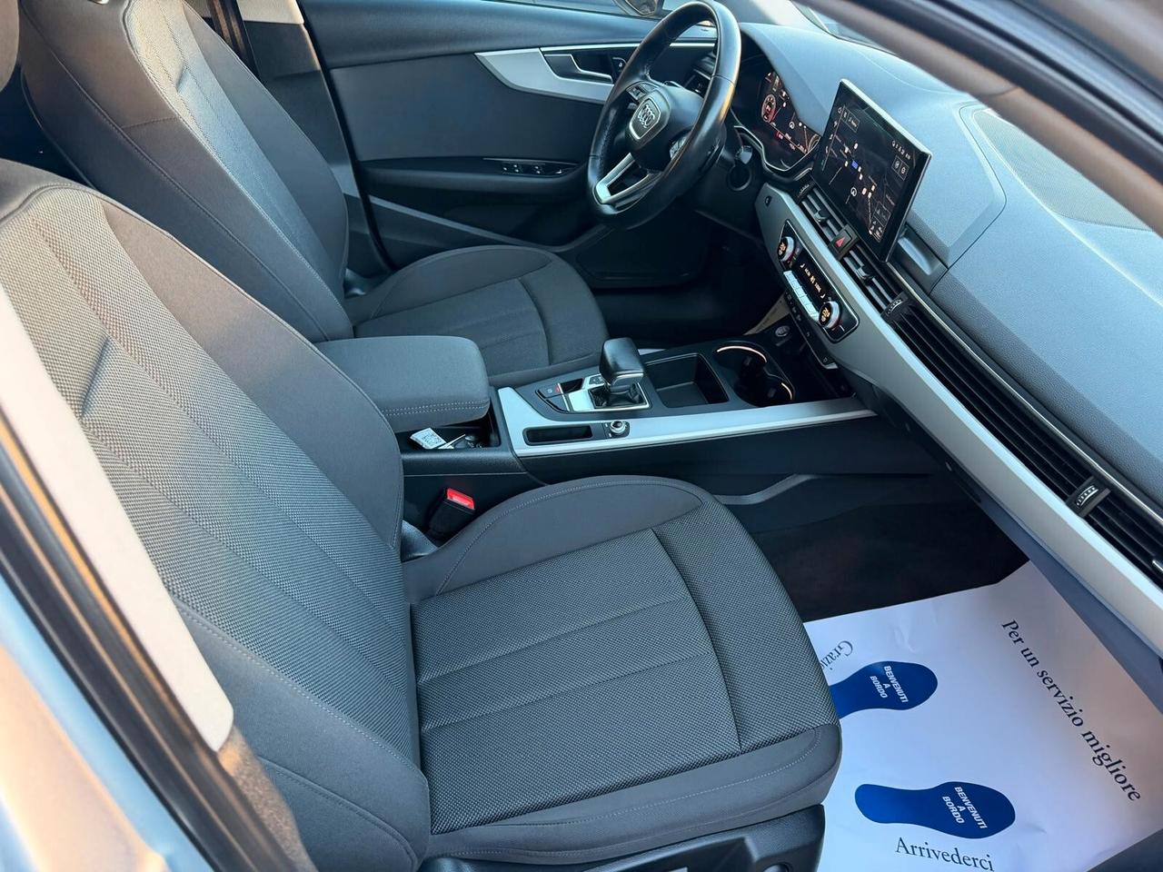 Audi A4 30 TDI/136 CV S tronic Advanced FARI MATRIX