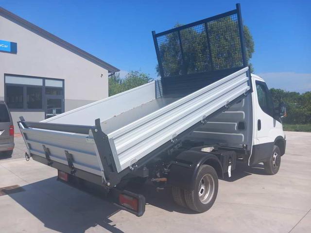 IVECO DAILY 35C12