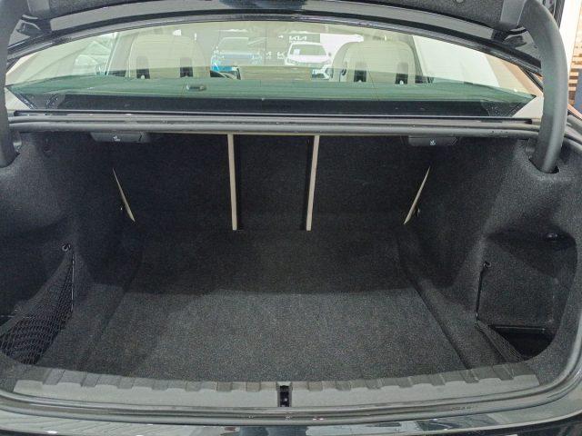 BMW 318 d 48V Luxury