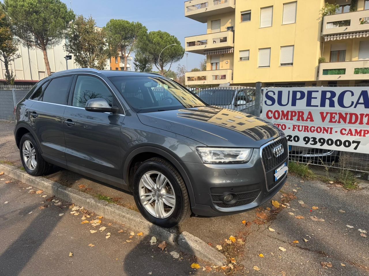 Audi Q3 2.0 TDI 4X4 neopaten garanzia 12 mesi