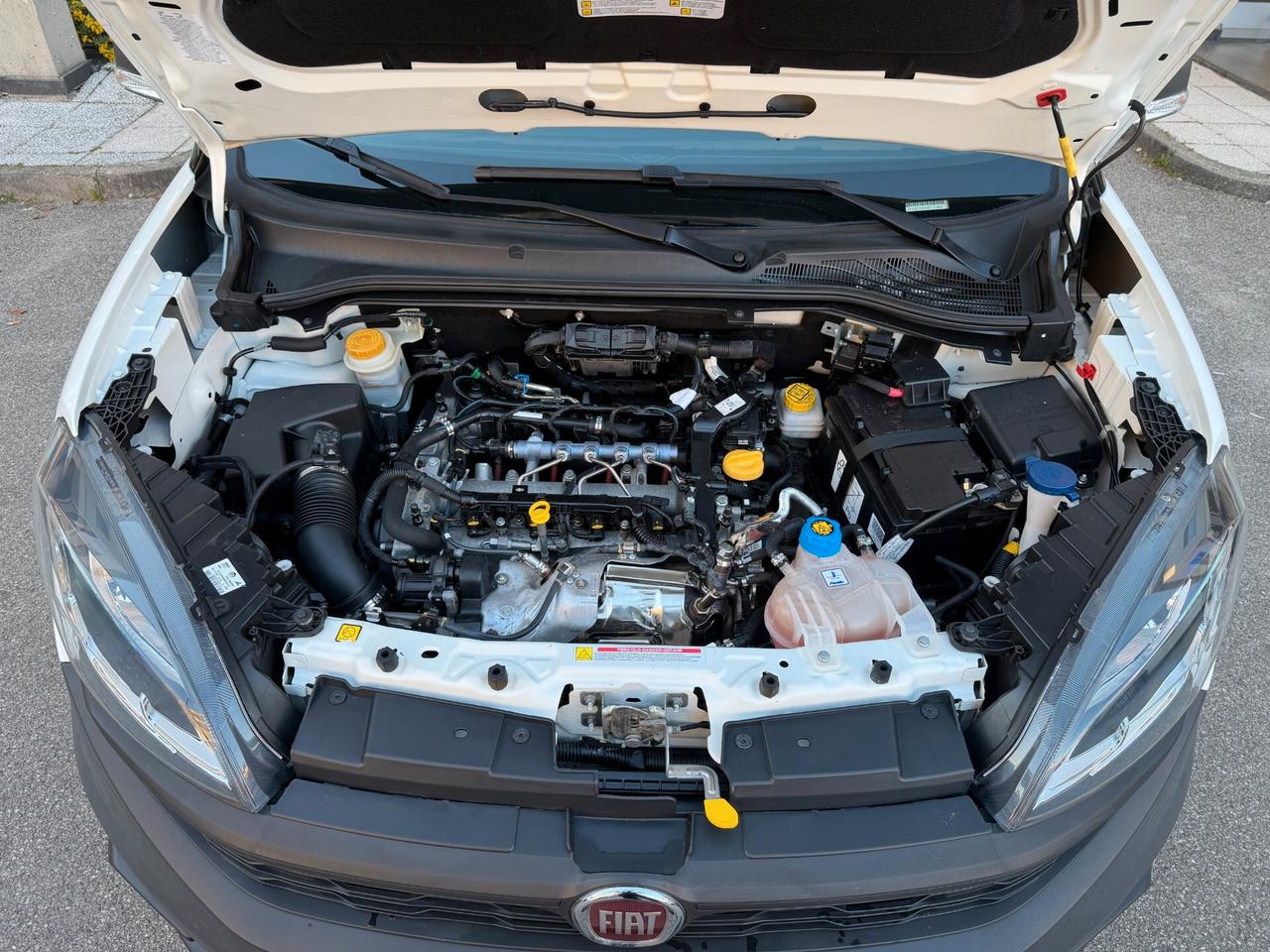 Fiat Doblo 3 POSTI 1.6 MJT 90CV S&S PC-TN Cargo