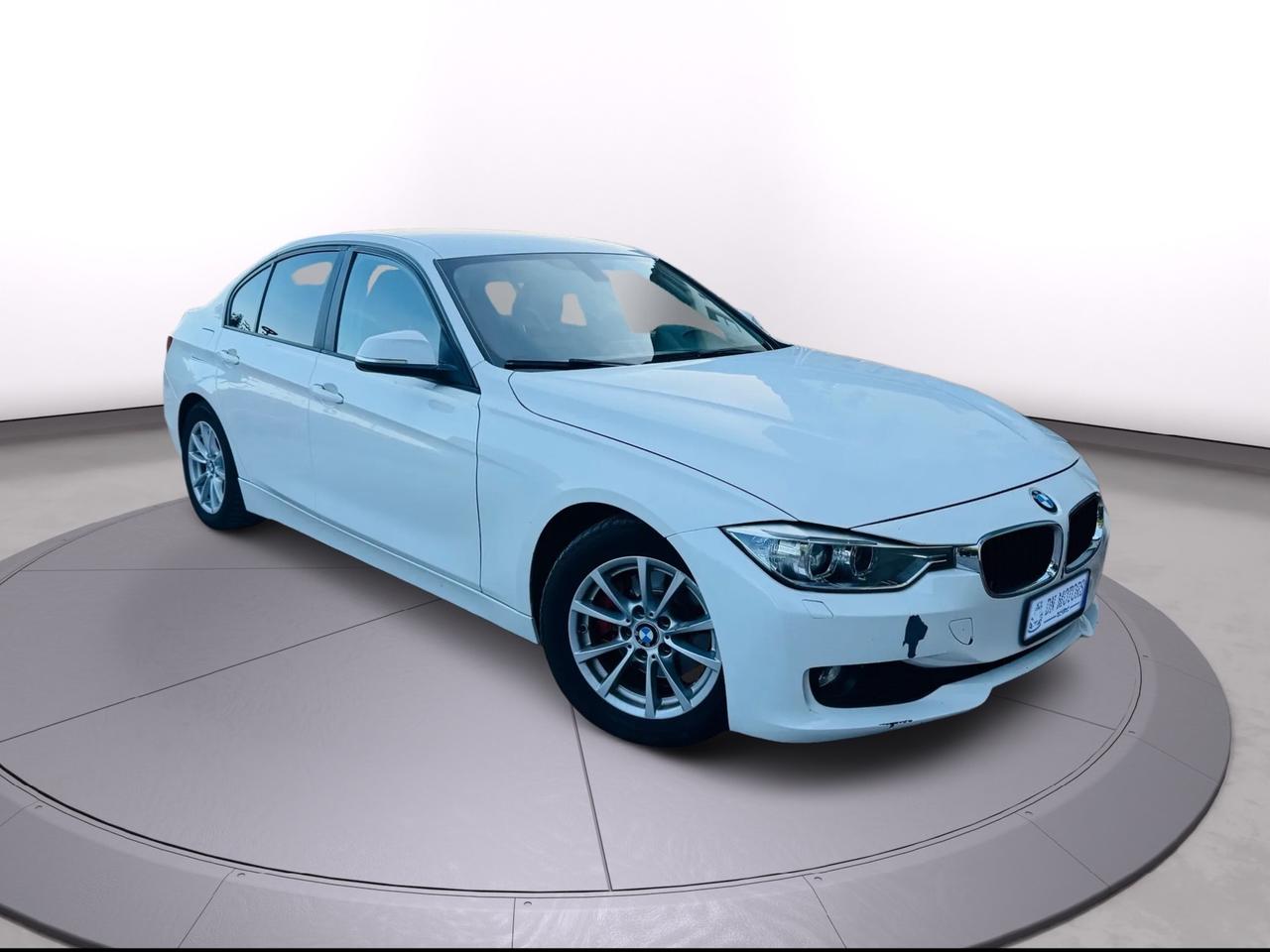Bmw 318d 2.0 tdi 143cv anno 2013 cambio automatico