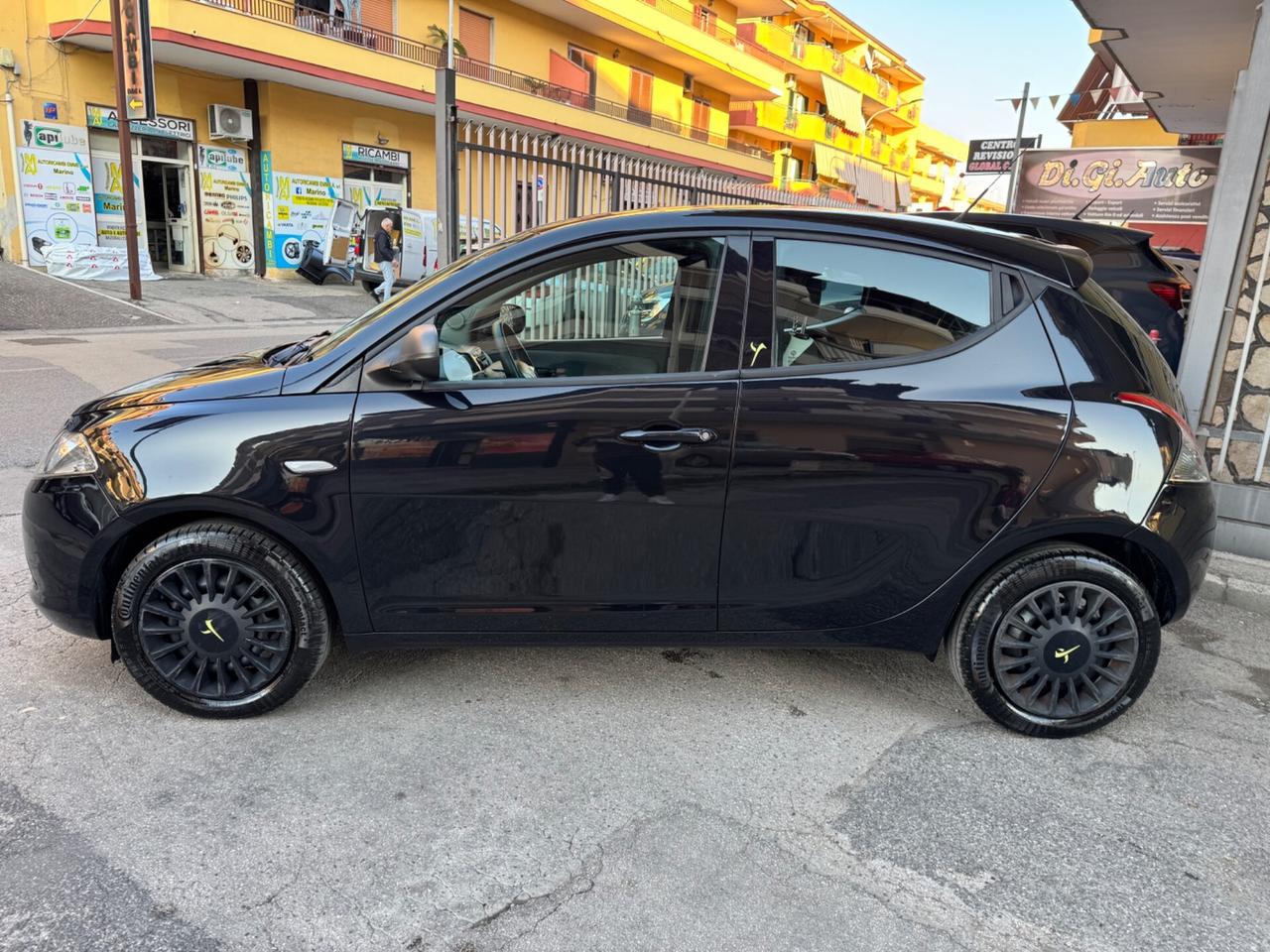 Lancia Ypsilon 1.2 69 CV 5 porte GPL Ecochic Elefantino
