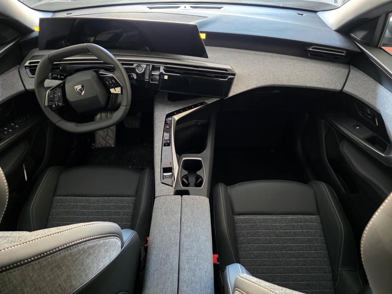 Peugeot 3008 Hybrid 145 e-DCS6 Allure km0