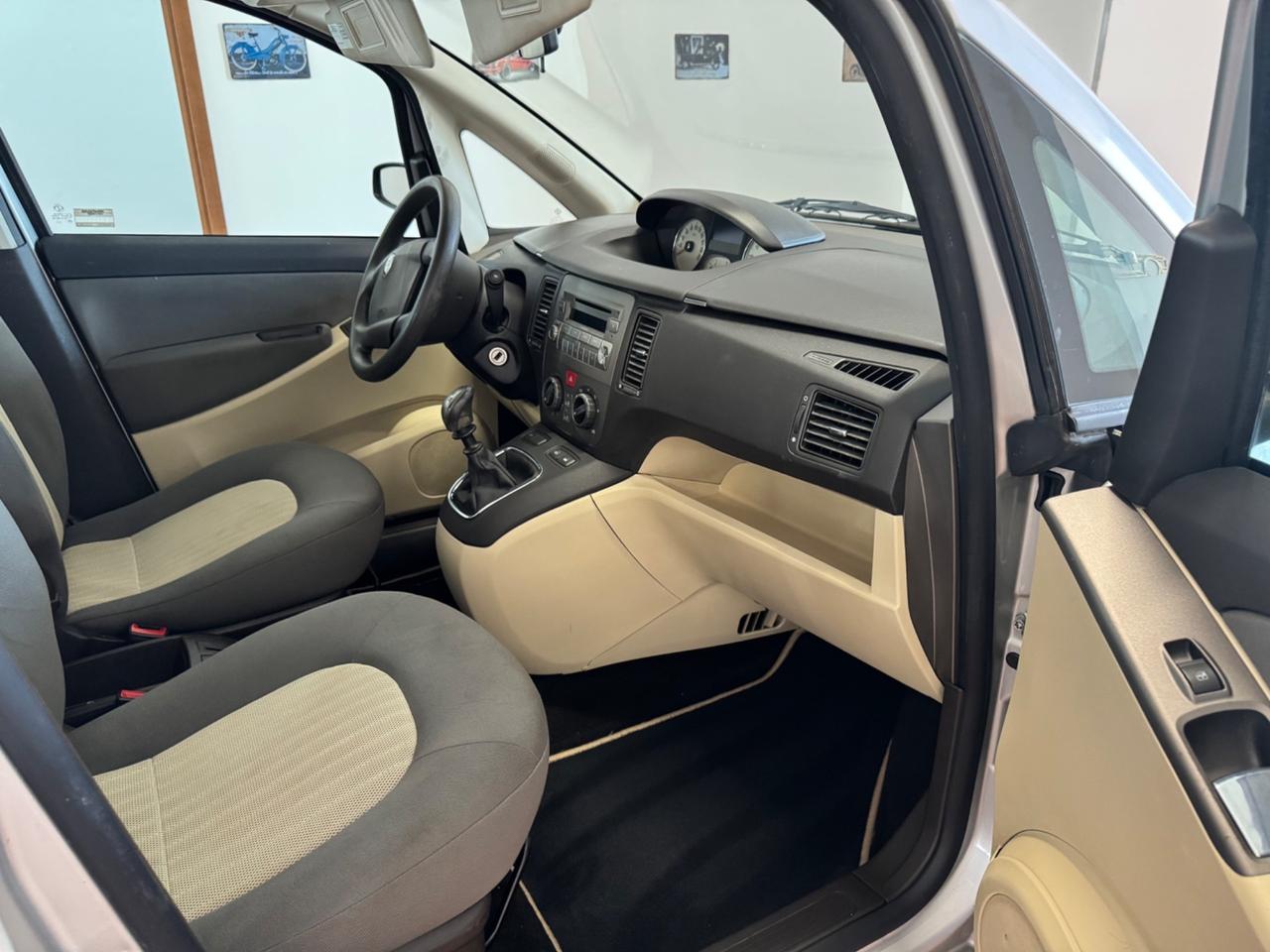 Lancia MUSA 1.4 16V GPL Platino Plus