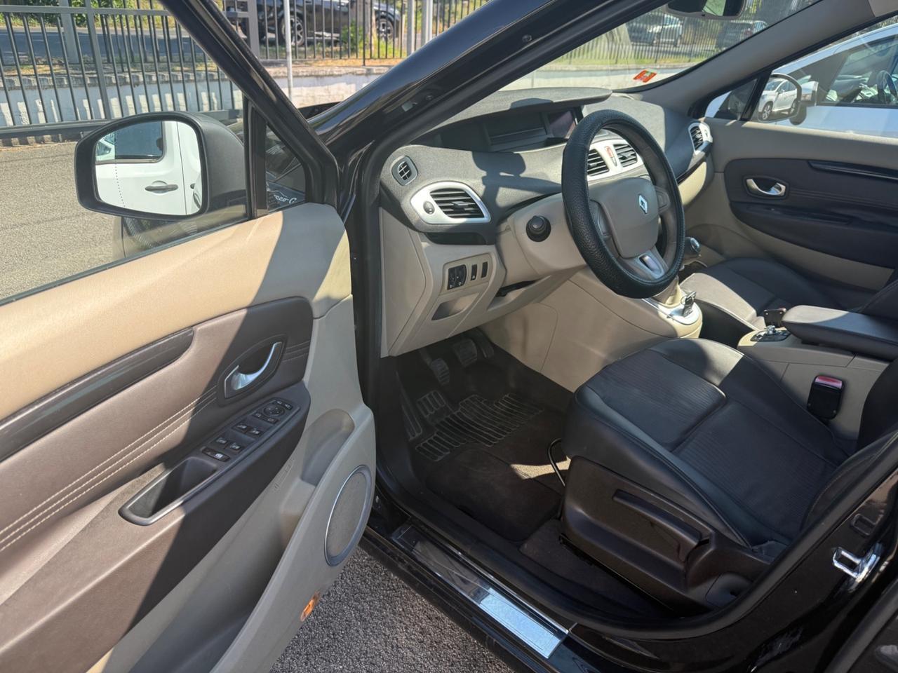Renault Scenic Scénic X-Mod 1.9 dCi 130CV Dynamique