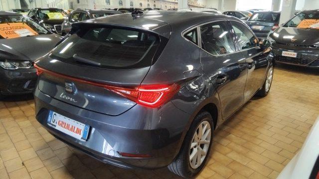 SEAT Leon 1.0 eTSI 110 CV DSG Style MILD HYBRID