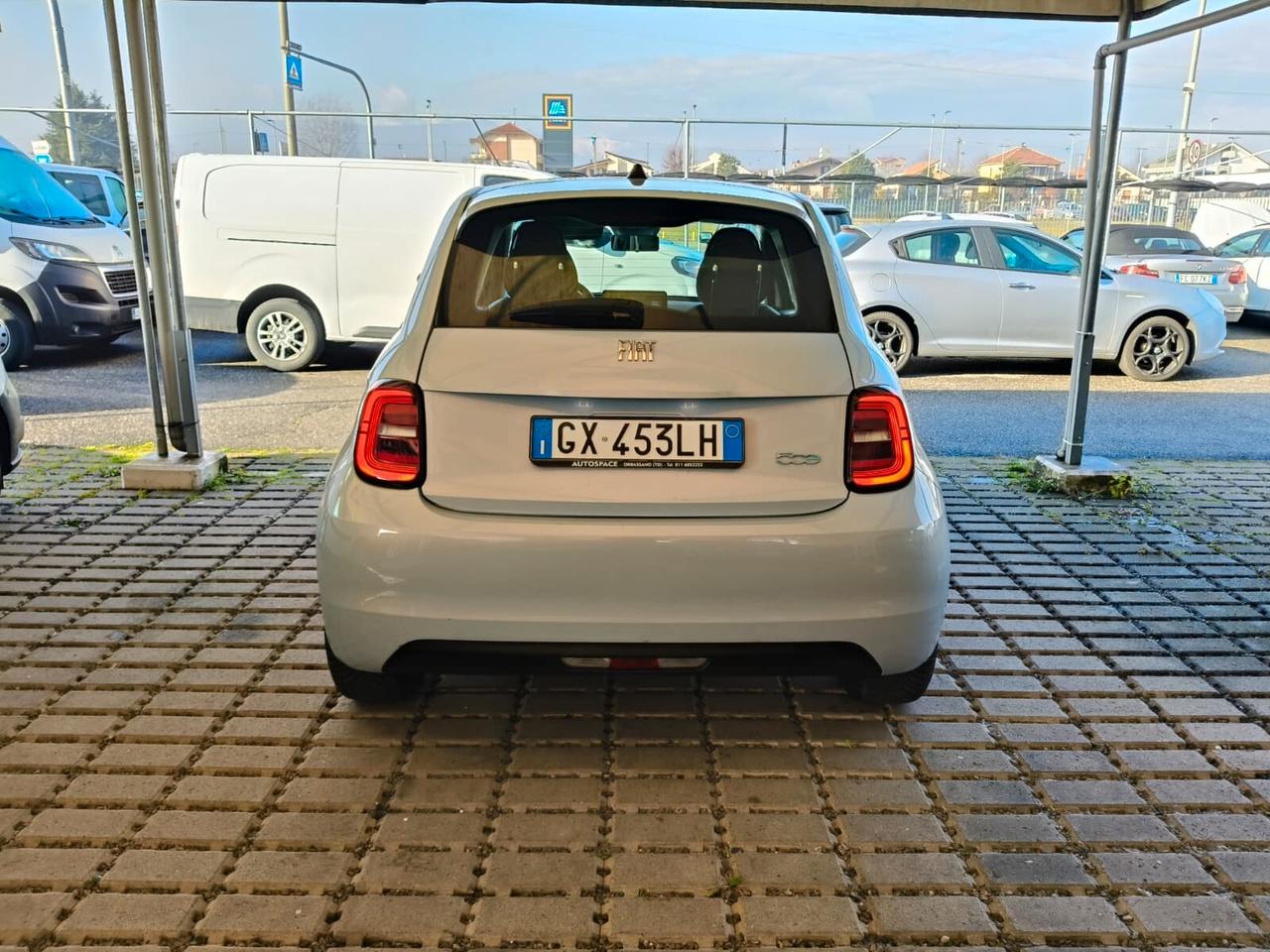 Fiat 500 500e Berlina 42 kWh Icon