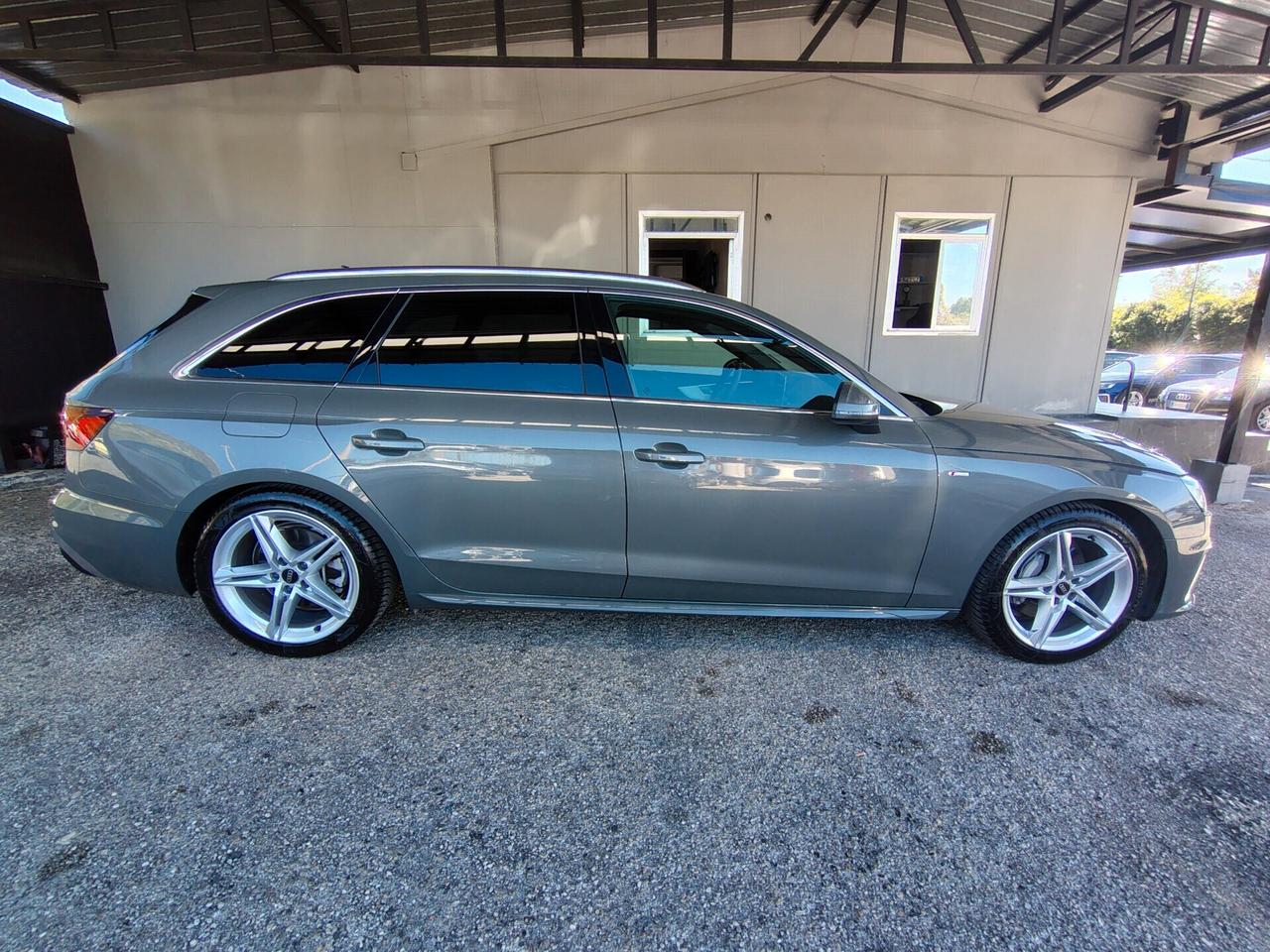Audi A4 40 TDI quattro S tronic line edition