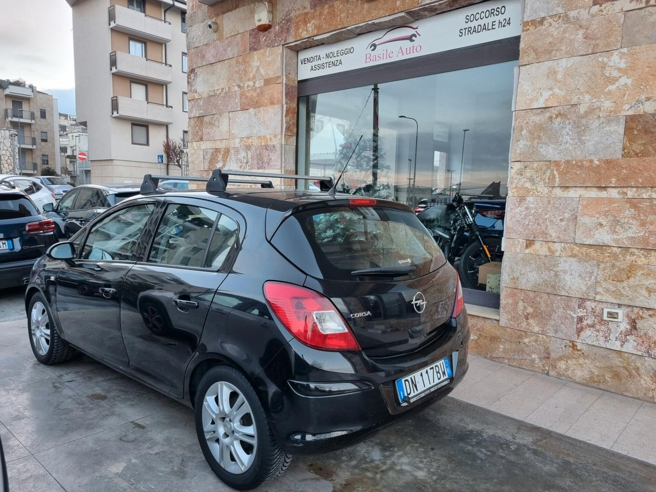 Opel Corsa 1.2 5 porte Enjoy