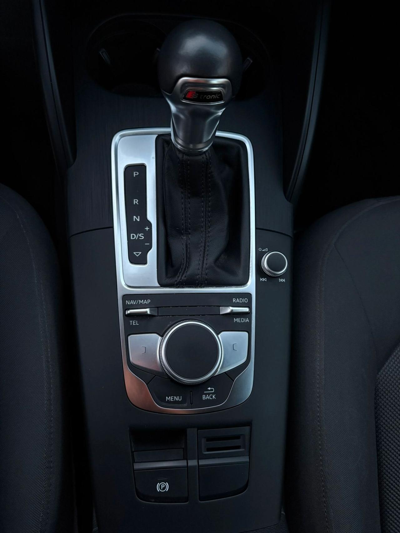 AUDI A3 SPORTBACK 1.6 TDI AUTOMATICA NEOPATENTATI