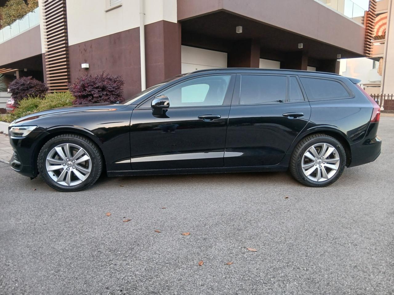 Volvo V60 D3 Geartronic FULL optional tua a € 199 mese