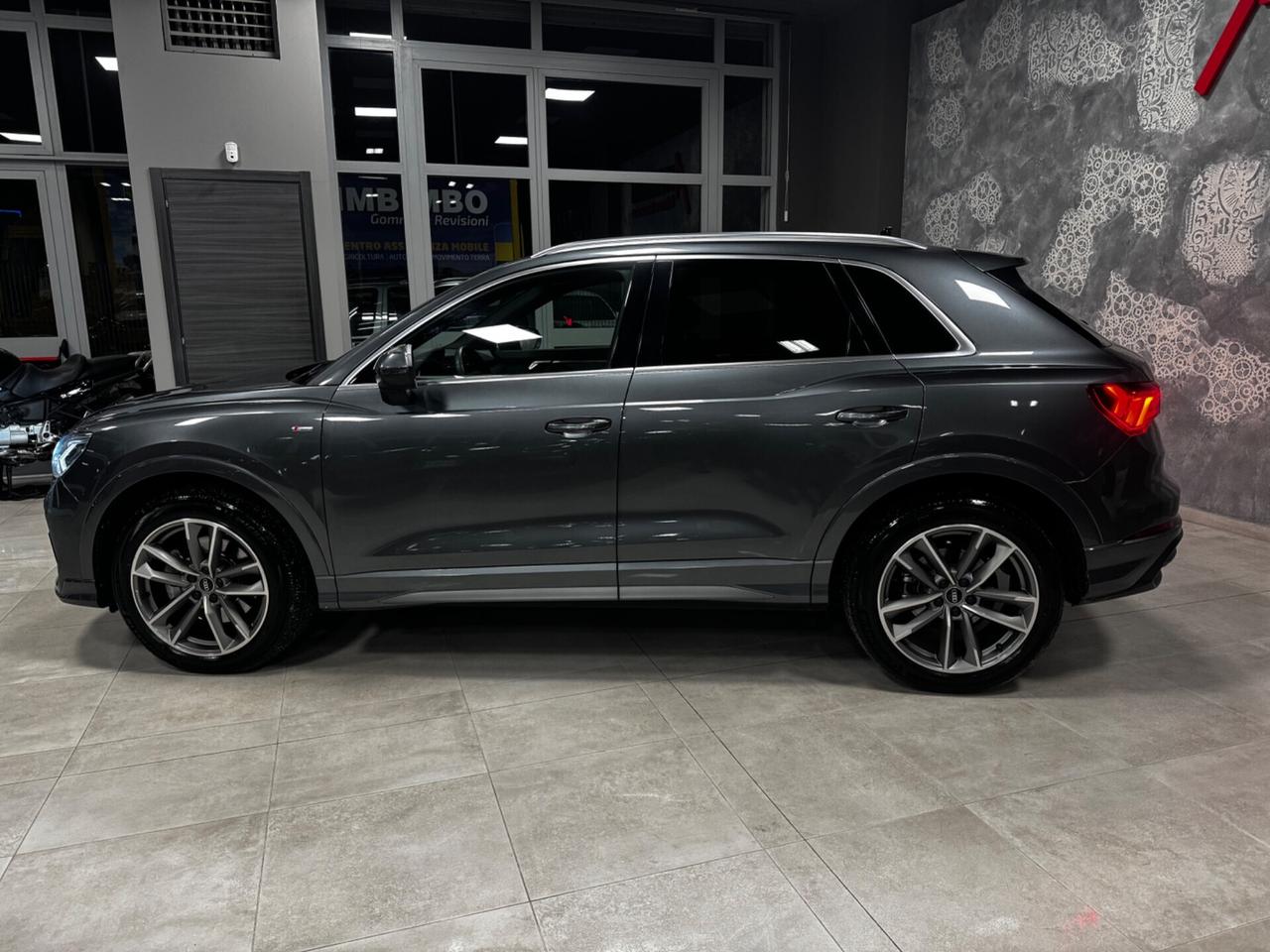 AUDI Q3 2.0 TDI QUATTRO S-TRONIC SLINE