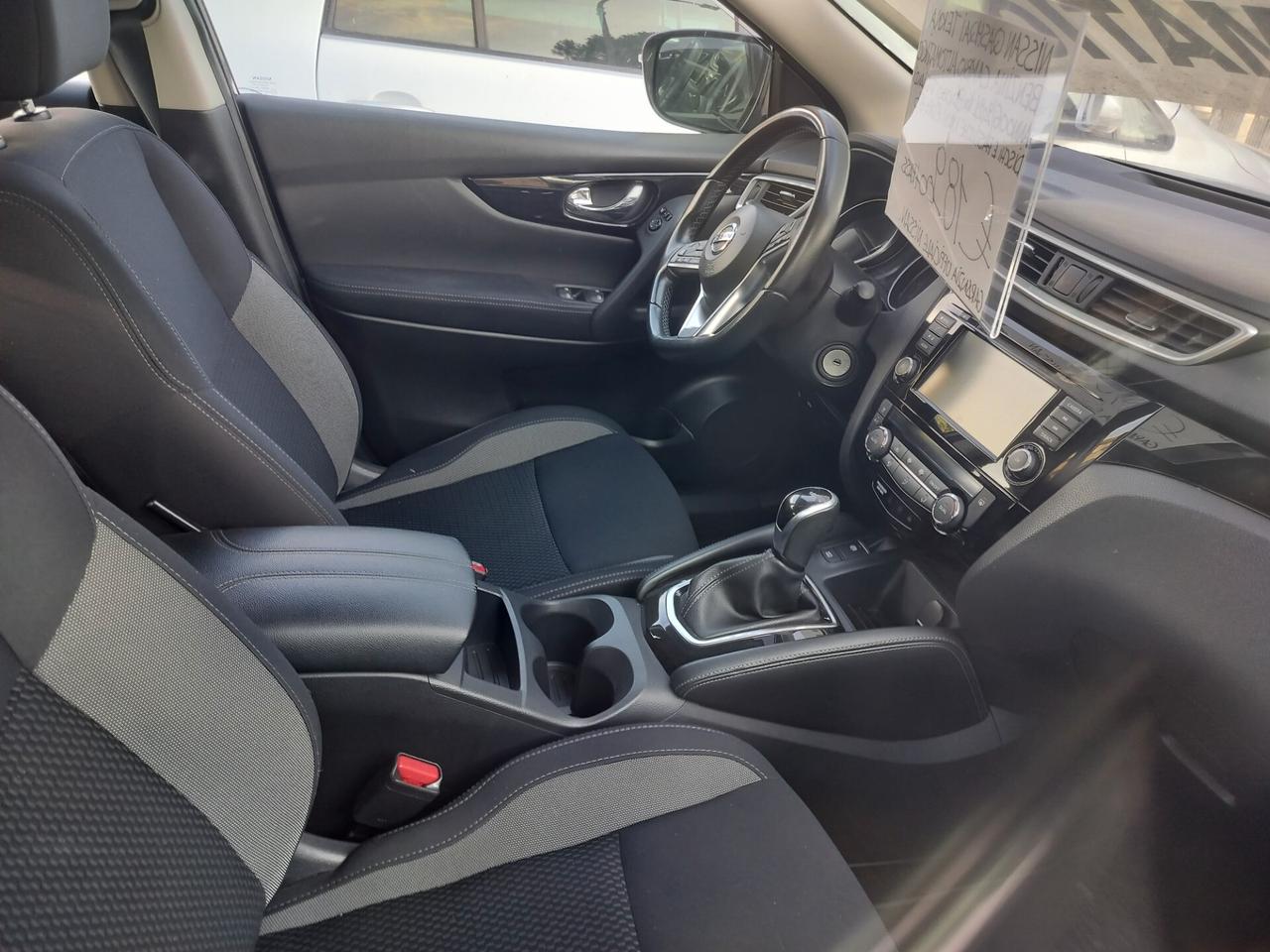 Nissan Qashqai 1.3 DIG-T 160 CV DCT Business
