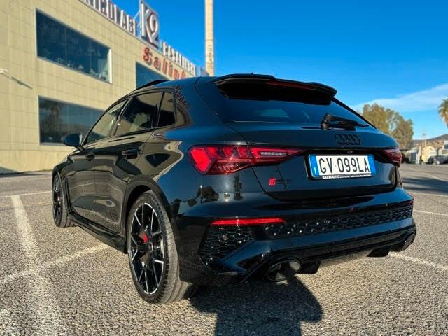 AUDI RS3 2.5 TFSI TOTAL BLACK CON TETTUCCIO APRIBILE