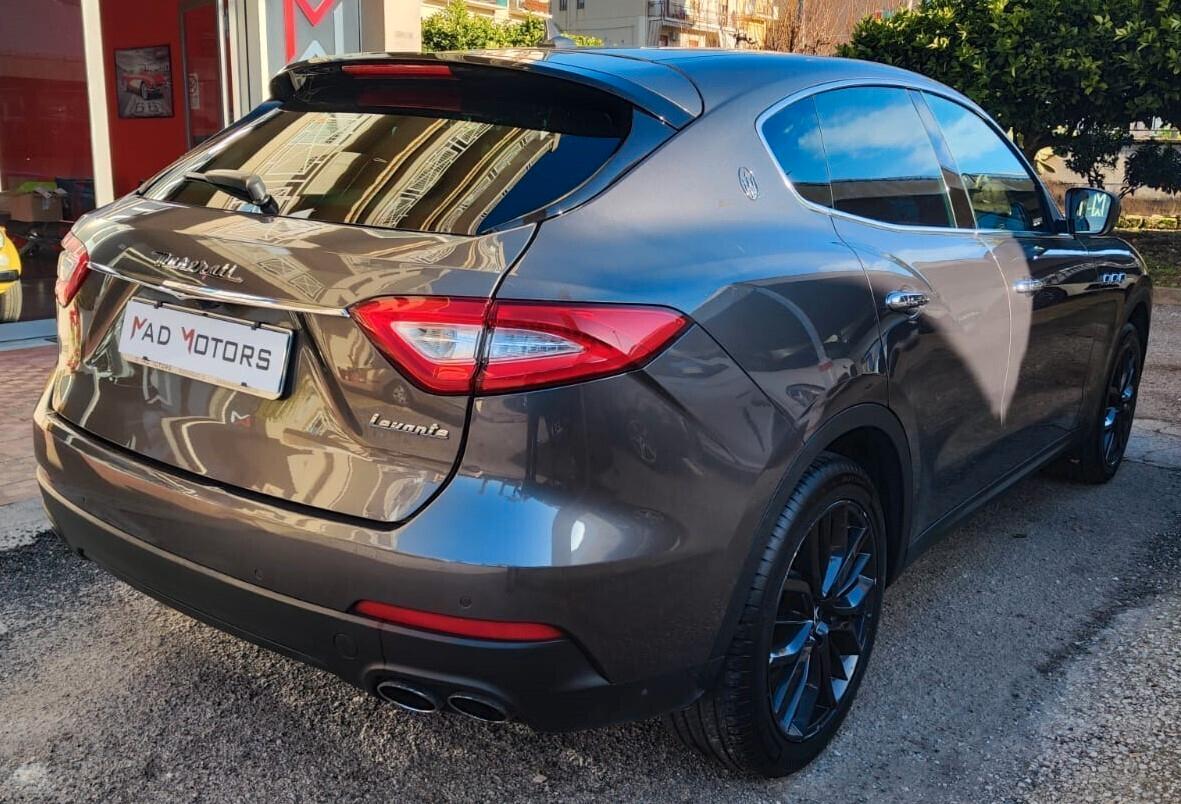 Maserati Levante V6 275Cv Diesel AWD