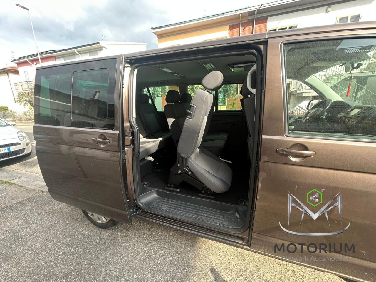 Volkswagen T5 Caravelle