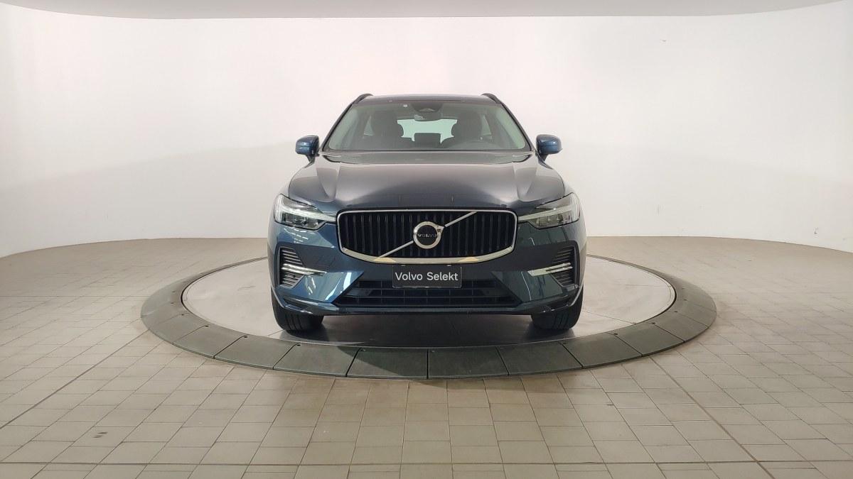 VOLVO Xc60 B4 Mild Hybrid (D) Awd Geartronic Momentum Pro