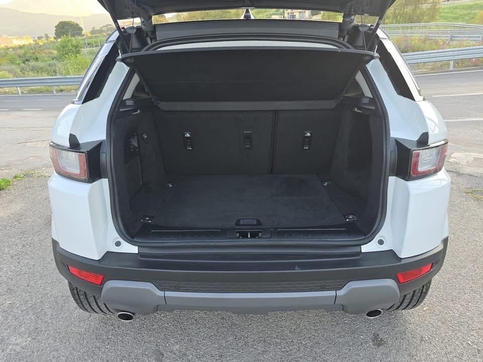Land Rover Range Rover Evoque Range Rover Evoque 2.0 eD4 5p. Urban Attitude Edition