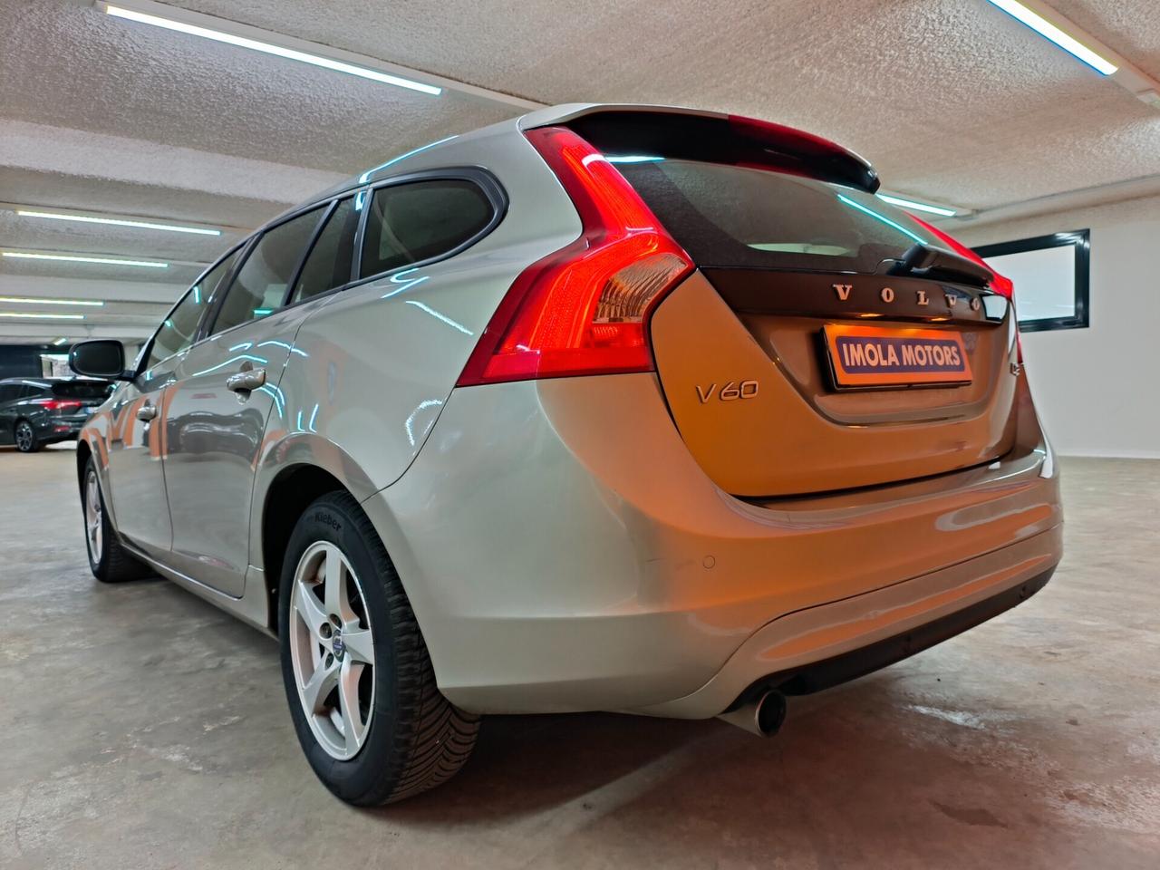 Volvo V60 D2 1.6 Diesel da 115 CV Kinetic - 2015