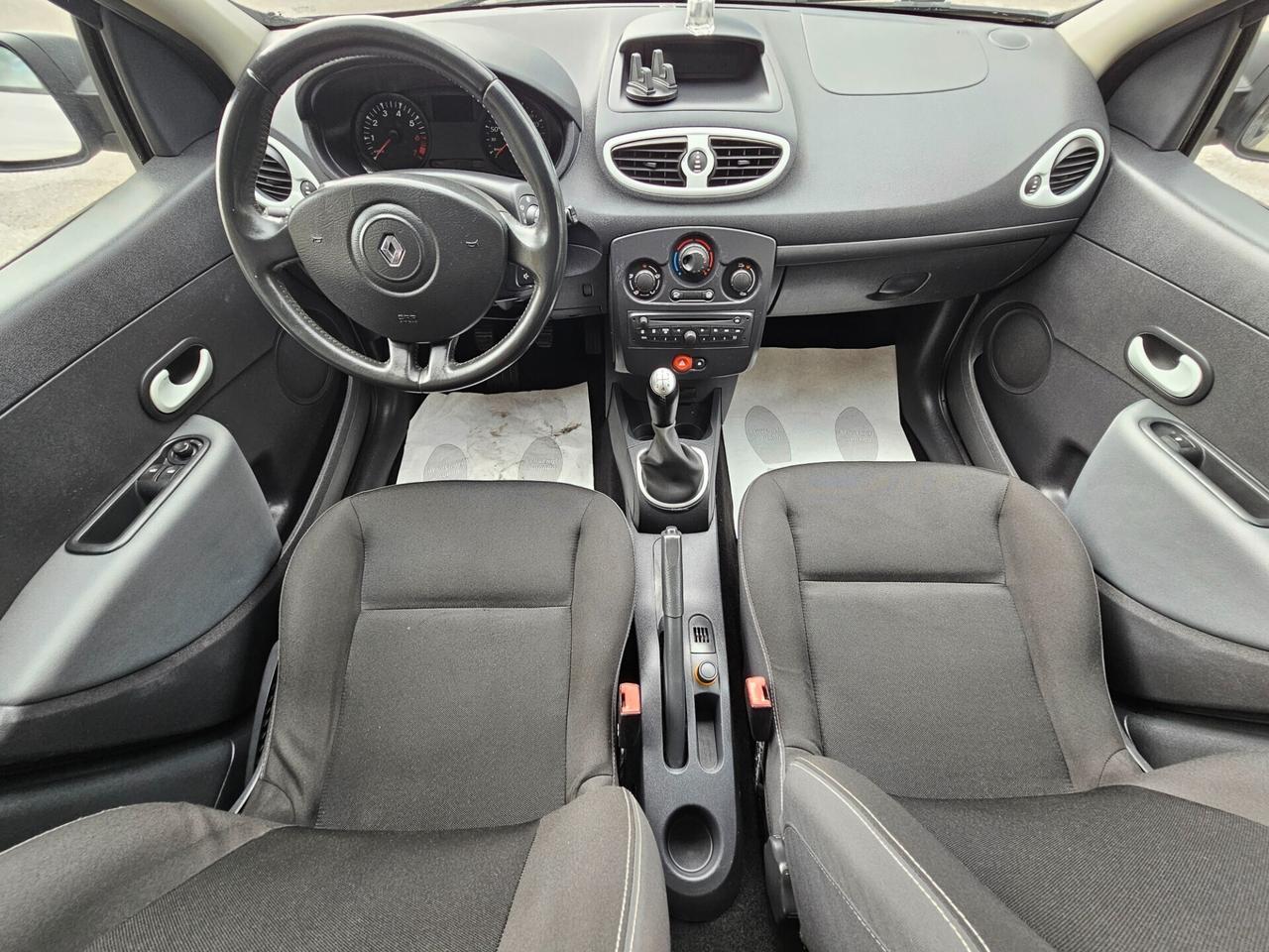 Renault Clio Sw - 1.2B 100 CV - Neopatentati