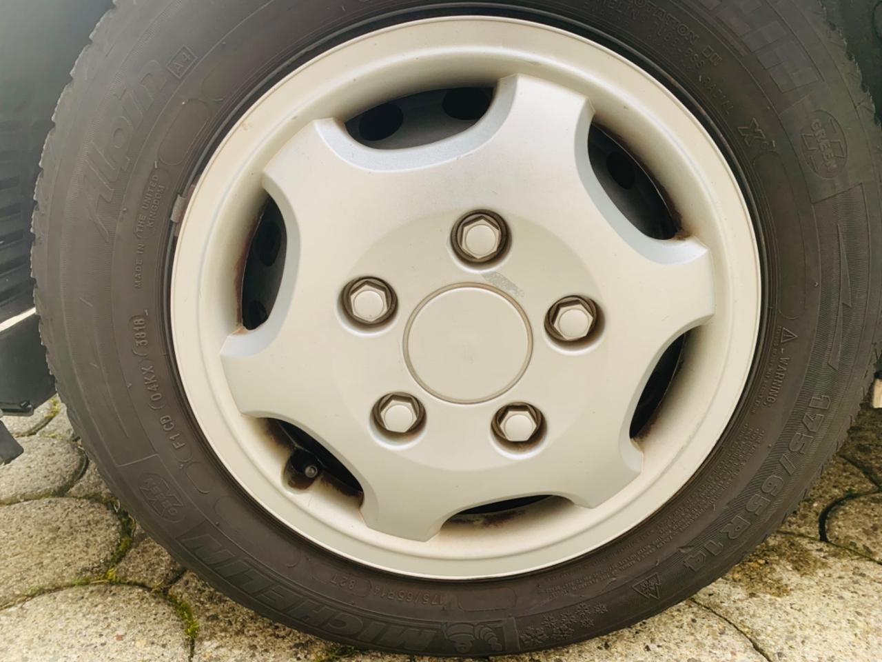 Renault Twingo 1.2 16V GPL Le Iene