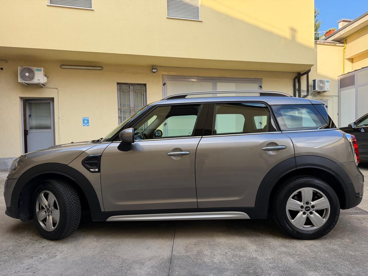 Mini Cooper D Countryman 2.0 Cooper D BUSIN #50721