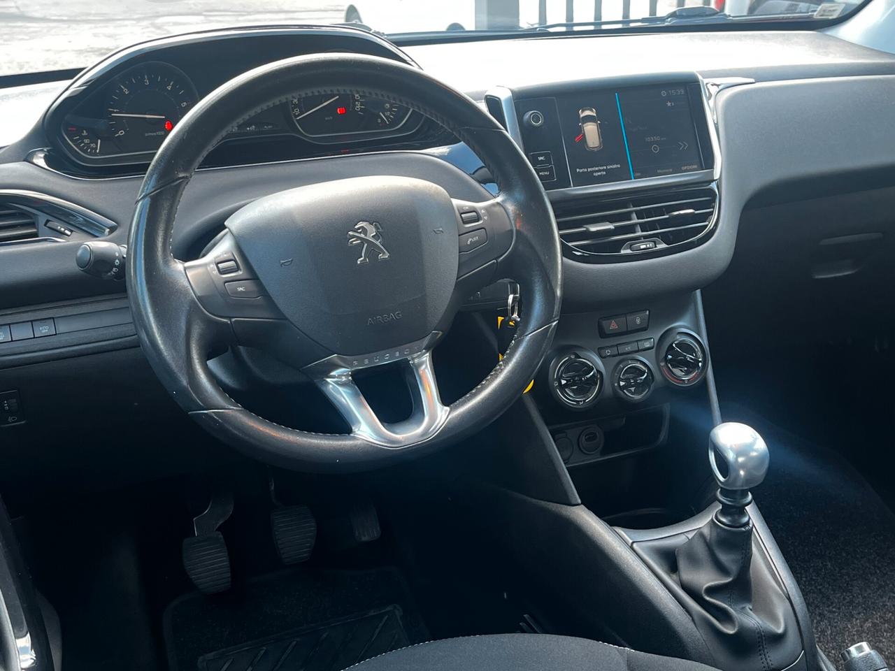 Peugeot 208 BlueHDi 100 S&S 5 porte Allure