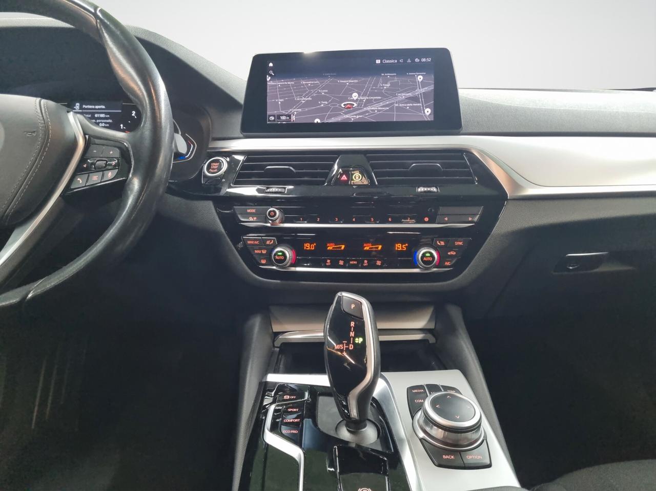 Bmw 518d 48V Touring Business