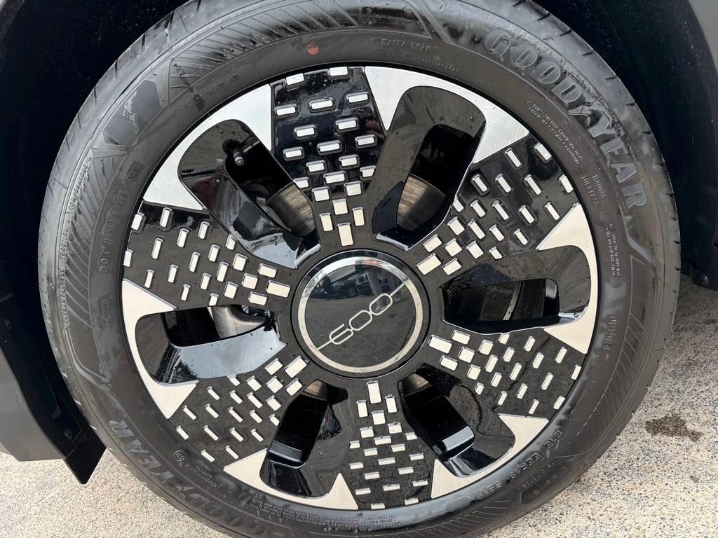 Fiat 600 Hybrid La Prima 2025/ KM 0 IVA ESPOSTA Tua a soli 269 Euro al mese