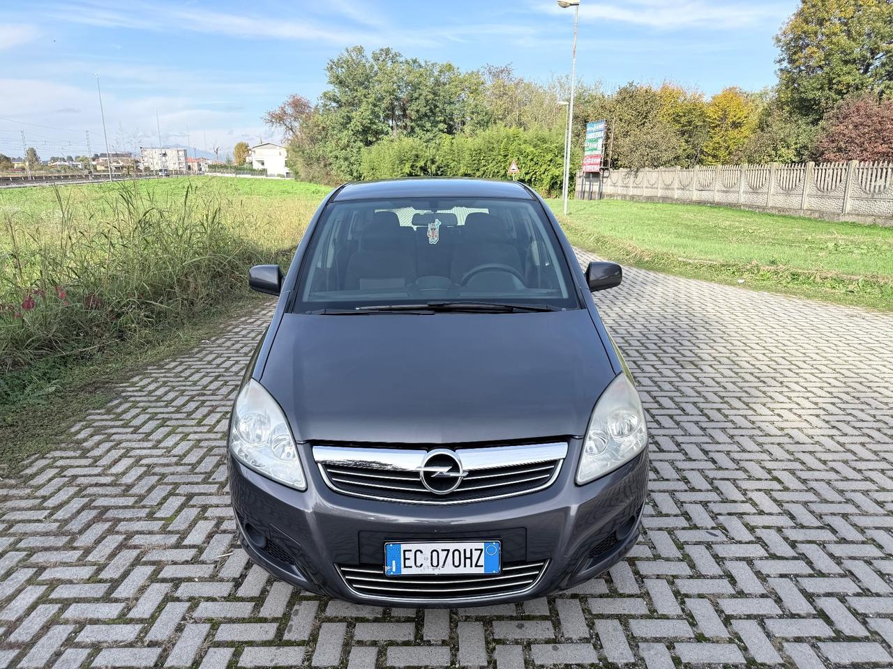 Opel Zafira 1.6 16V VVT Cosmo