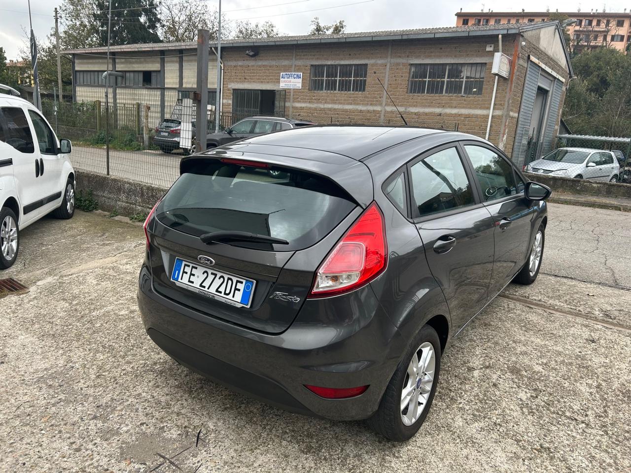 Ford Fiesta 1.5 TDCi 75CV 5 porte Business
