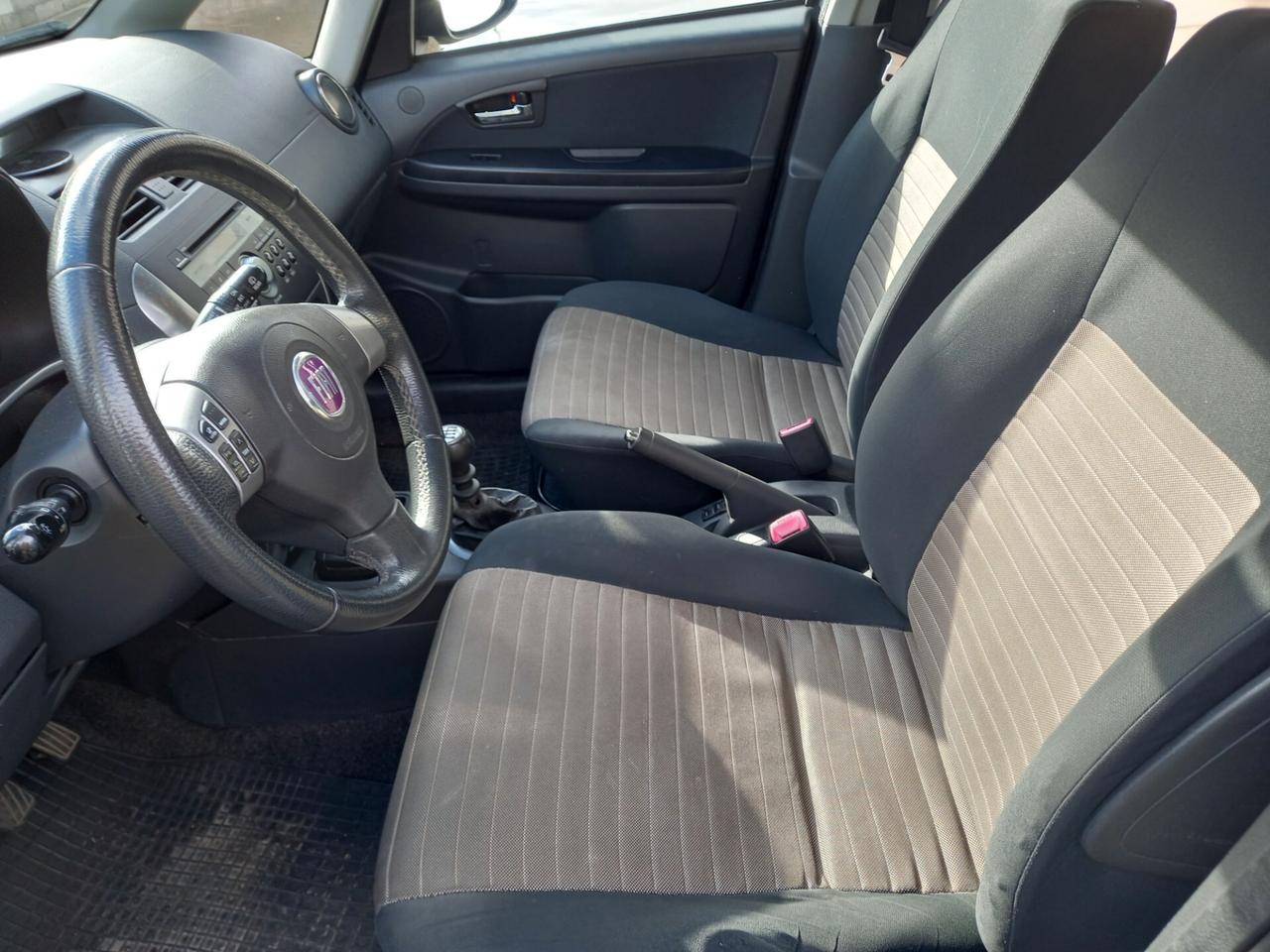 Fiat Sedici 1.9 MJT 4x4 Emotion