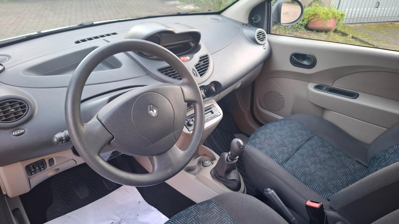 Renault Twingo 1.2 16V Dynamique