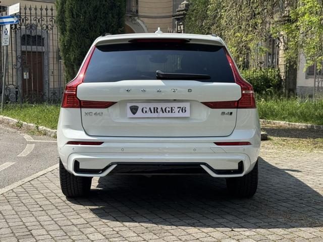 VOLVO XC60 B4 (d) AWD automatico Plus Dark N1 + iva 22%