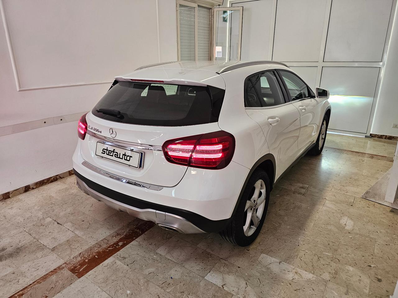 Mercedes GLA 200d 136cv Automatic Sport