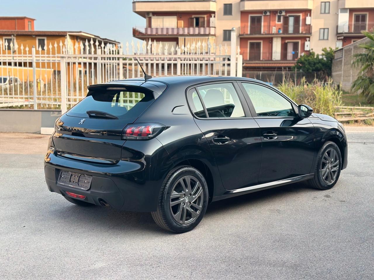 Peugeot 208 PureTech 100cv 5 porte Active Pack '22