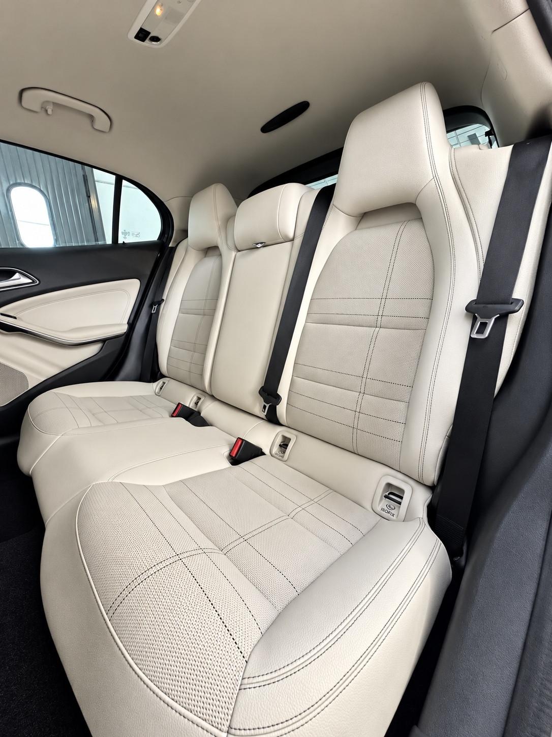 Mercedes-benz GLA 200 d Automatic Sport