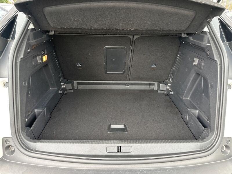 Peugeot 3008 II 2016 1.5 bluehdi Allure s&s 130cv