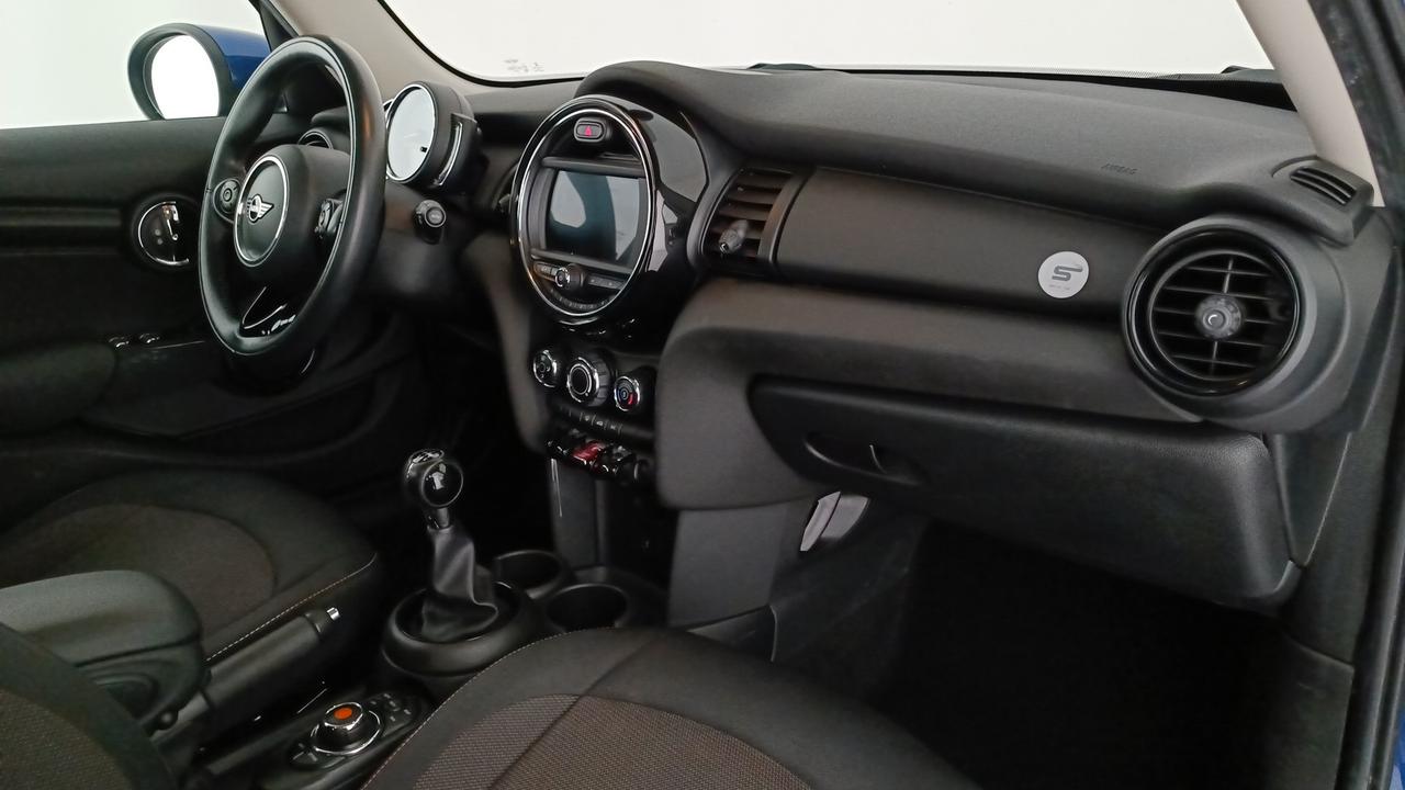 MINI Mini 5p 1.5 One Business 102cv