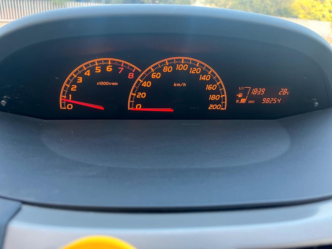 Toyota Yaris 1.0 VVT-i 70cv