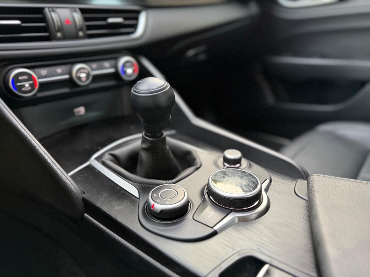 Alfa Romeo Giulia 2.2 Turbodiesel 150 CV Super