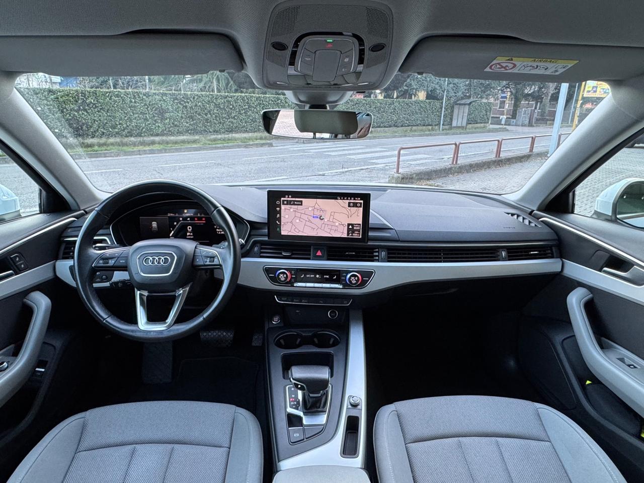 Audi A4 Avant TDI S tronic line edition