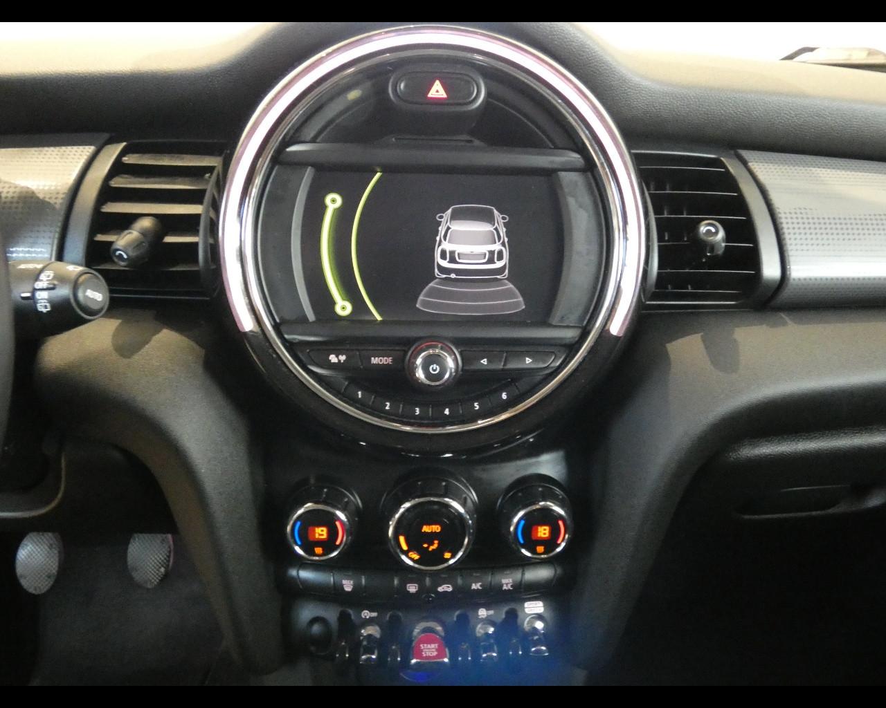 MINI Mini 5 porte (F55) - Mini 1.5 Cooper Hype 5 porte