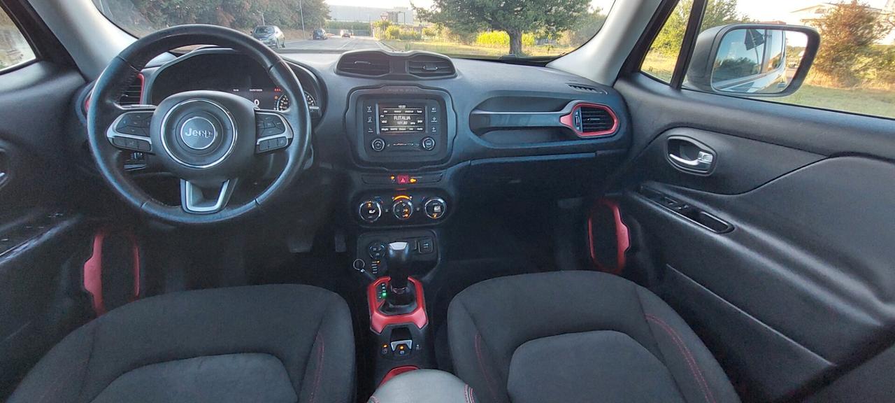 RENEGADE 2,0 DIESEL 170 CV 4X4 CAMBIO AUTOMATICO TRAILHAWK LEGA TELEFONO IMPECCABILE