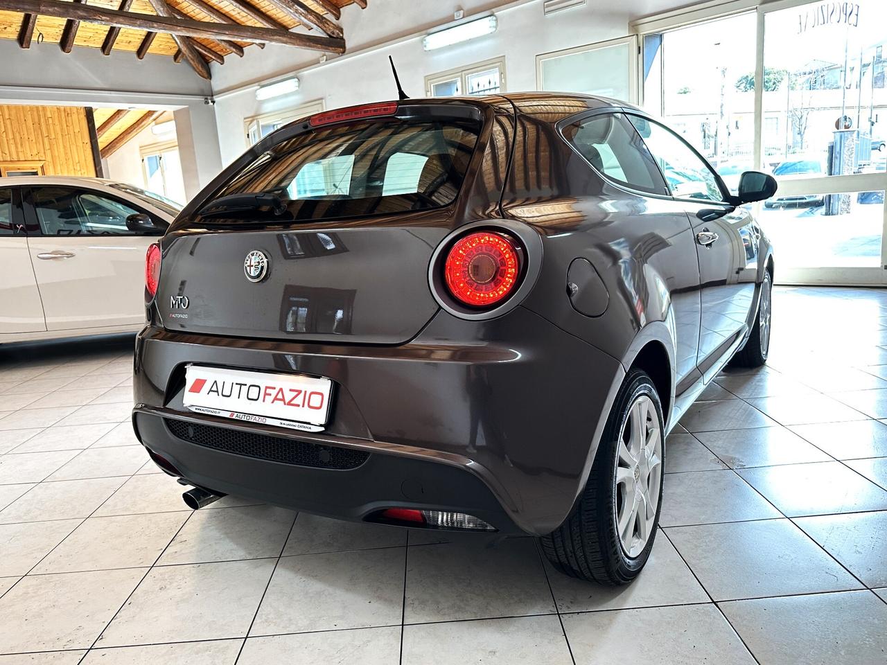 Alfa Romeo MiTo 1.4 78 CV Distinctive Premium Pack