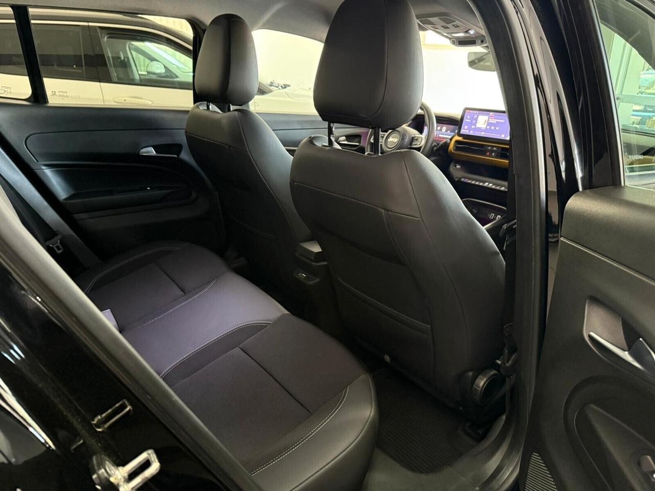 Jeep Avenger 1.2 Turbo 100 CV Summit